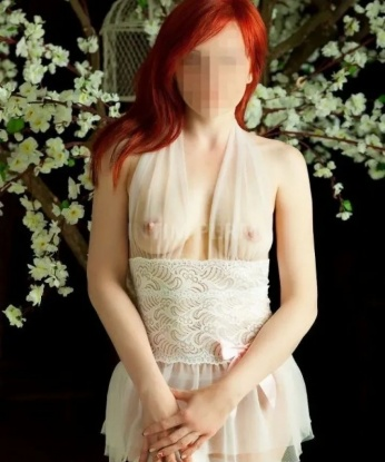 Я готова предложить тебе широкий спектр услуг, чтобы сделать твои мечты яркими и запоминающимися. В моих возможностях эксперименты, нежные ласки, фетишные игры и многое другое. У меня есть отличные отзывы и фото, которые помогут тебе понять, насколько я страстная и соблазнительная. 🌟 Так что, если ты ищешь незабываемое время, то я готова сделать тебе компанию и подарить океан эмоций! 😉💖 9364, 25 лет